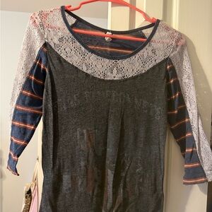Free people sweater with light Texas graphic